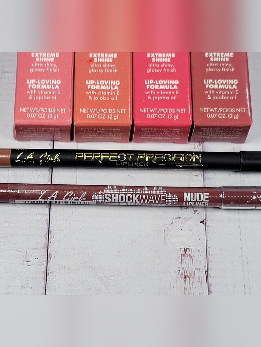 L.A. Girl Shine On Glossy Balm and L A. Girl Lip Liner Bundle NEW! - Picture 8 of 13